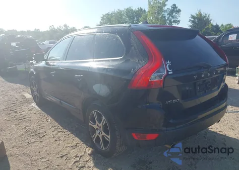 2012 Volvo Xc60 T6 Platinum z USA, uszkodzony, nr VIN YV4902DZ8C2245484